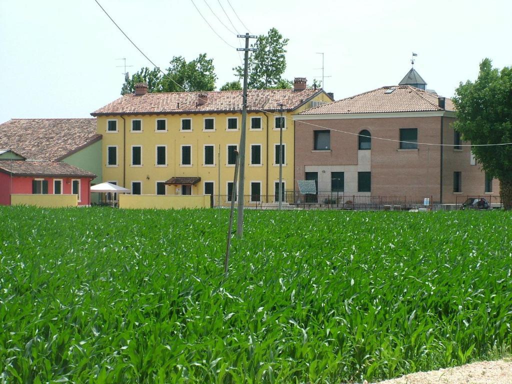 Pensjonat Bb Mambrotta San Martino Buon Albergo Zewnętrze zdjęcie