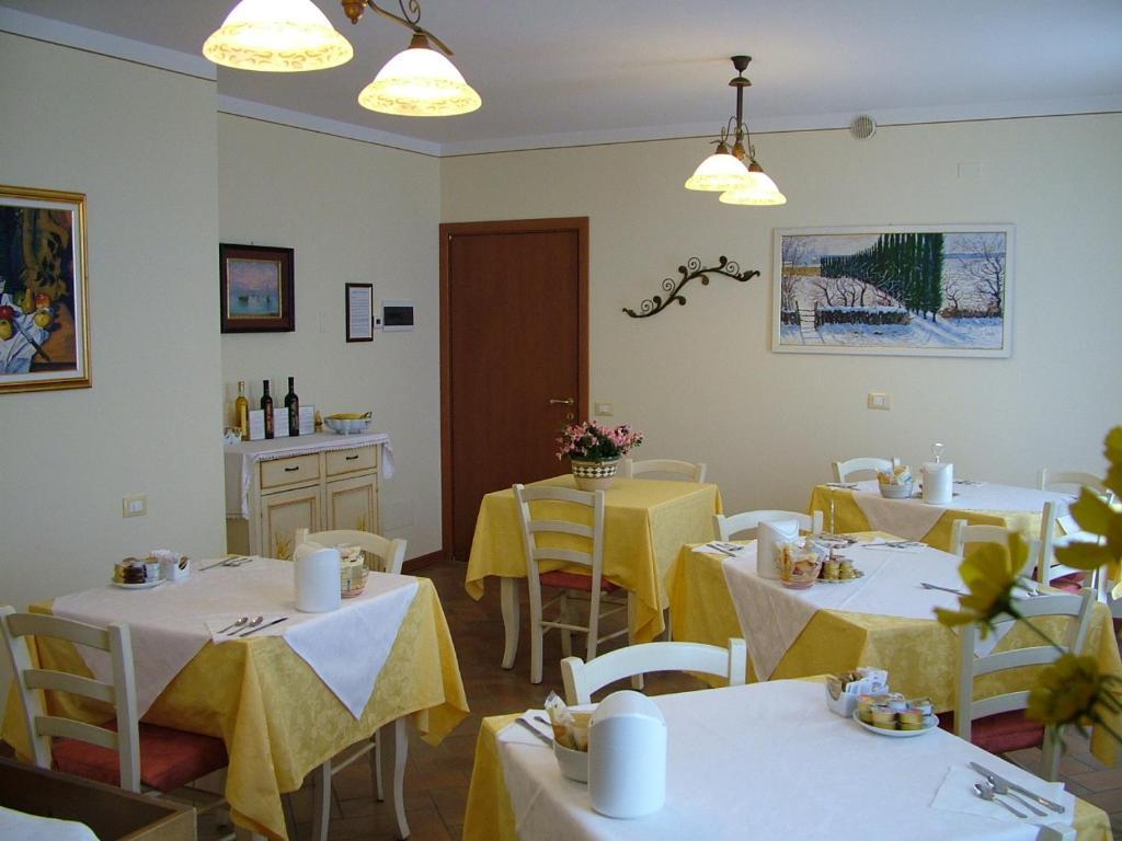 Pensjonat Bb Mambrotta San Martino Buon Albergo Zewnętrze zdjęcie