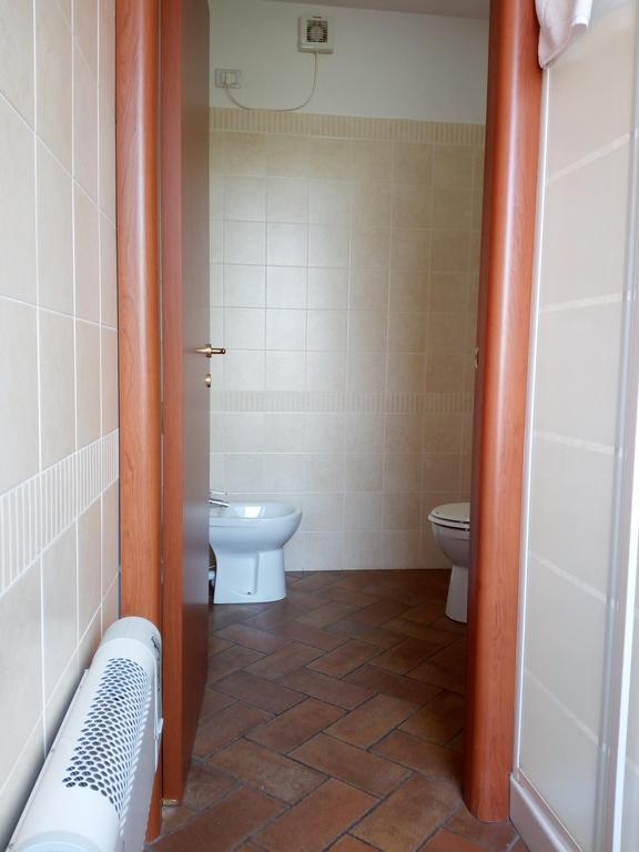 Pensjonat Bb Mambrotta San Martino Buon Albergo Zewnętrze zdjęcie