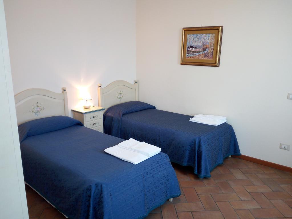 Pensjonat Bb Mambrotta San Martino Buon Albergo Zewnętrze zdjęcie